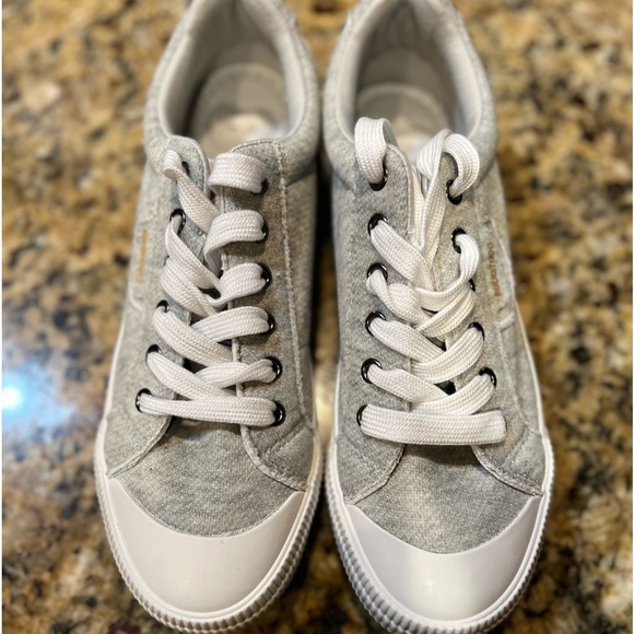 Rocket Dog Shoes Canvas Sneakers Poshmark